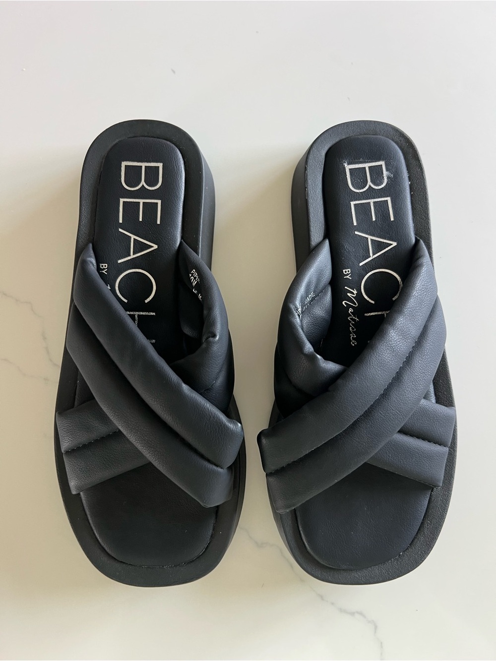 BEACH by Matisse Black Piper Sandals Padded Crisscross Platform